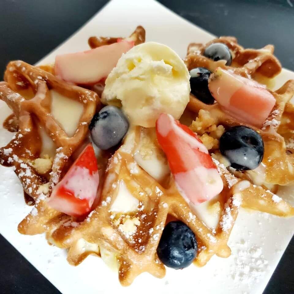 Mochi Mac Nut Waffles
